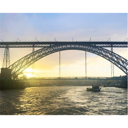 Cruzeiro das 6 Pontes para Casal | Experiência Única no Porto!