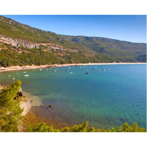 Desfrute do Mar de Sesimbra: Mergulho e Passeio de Barco - 4h, 1 Pessoa.