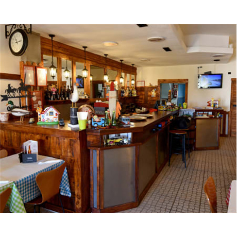 Francesinha em Pão Rústico e Sangria para Dois | O Pai da Maria - Matosinhos