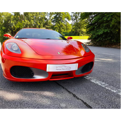 Aventura: Co-Piloto num Ferrari F430 em Braga | 25 Min / 37 Km. nnCaracteres: