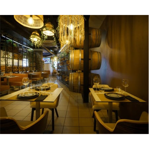 The Bull Steak | Carne Maturada Tomahawk & Música ao Vivo para Dois | Carcavelo